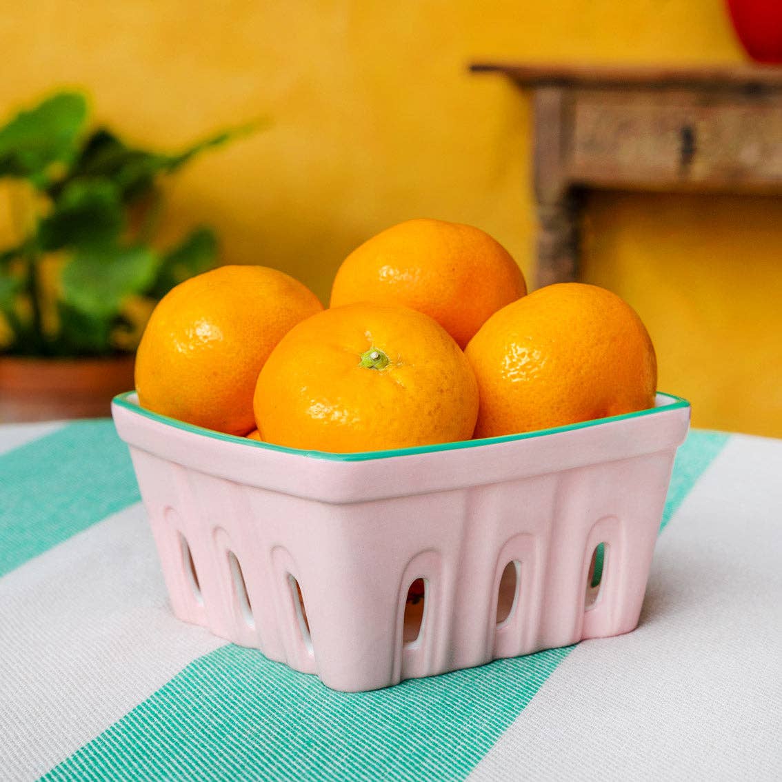 Strawberry Ceramic Punnet - 15cm | Kitchenware |