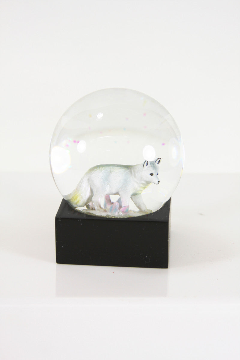 ARCTIC FOX SNOWGLOBE