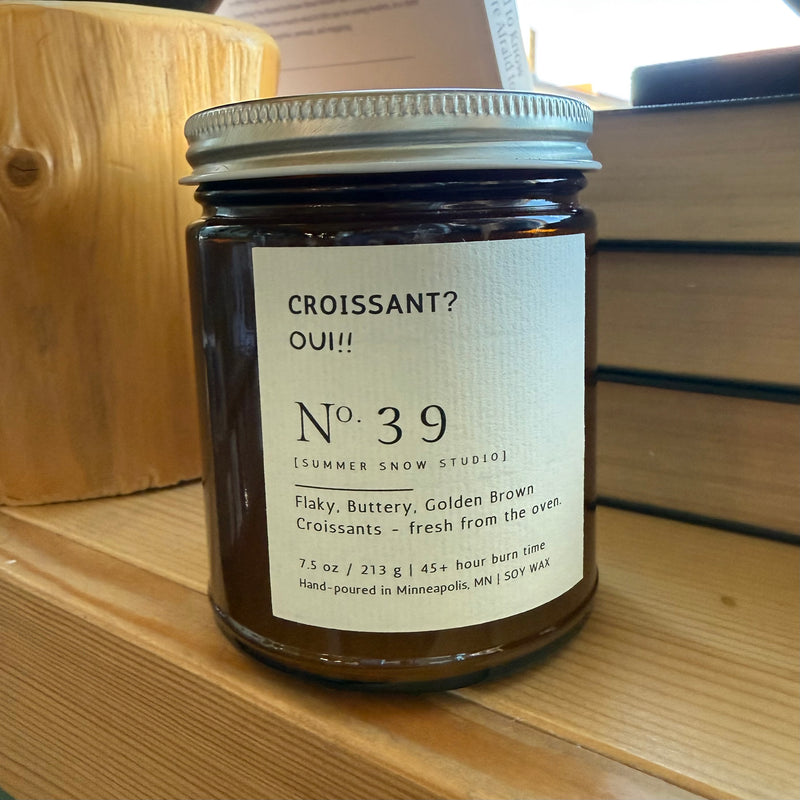 Croissant? Oui! Candle