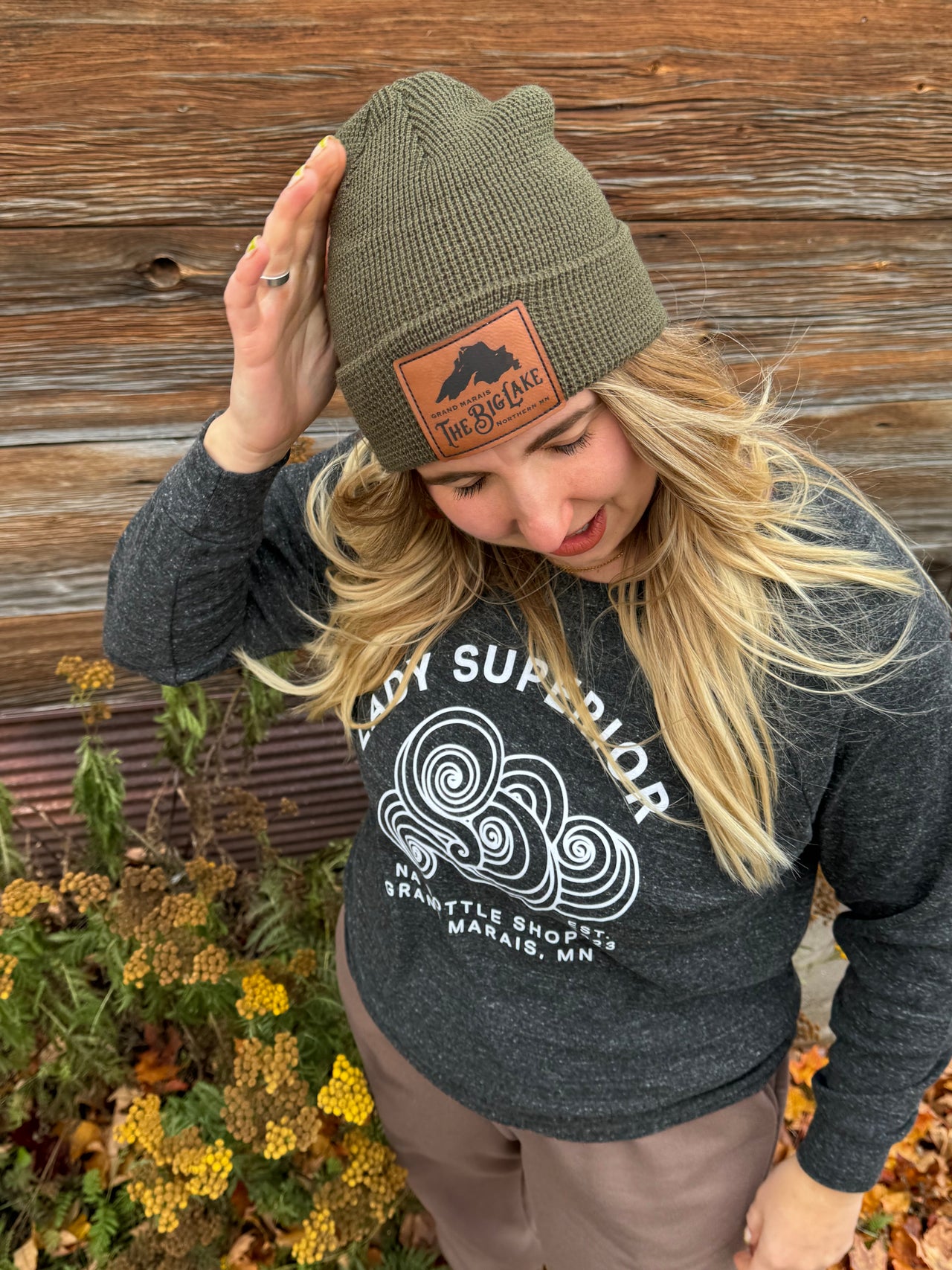 Lady Superior Women's Pullover