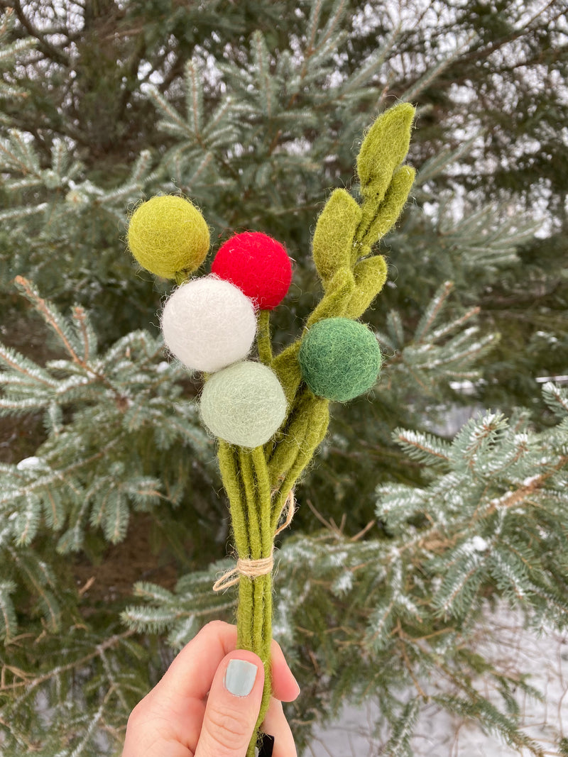 Holiday Felted Flower Bouquets